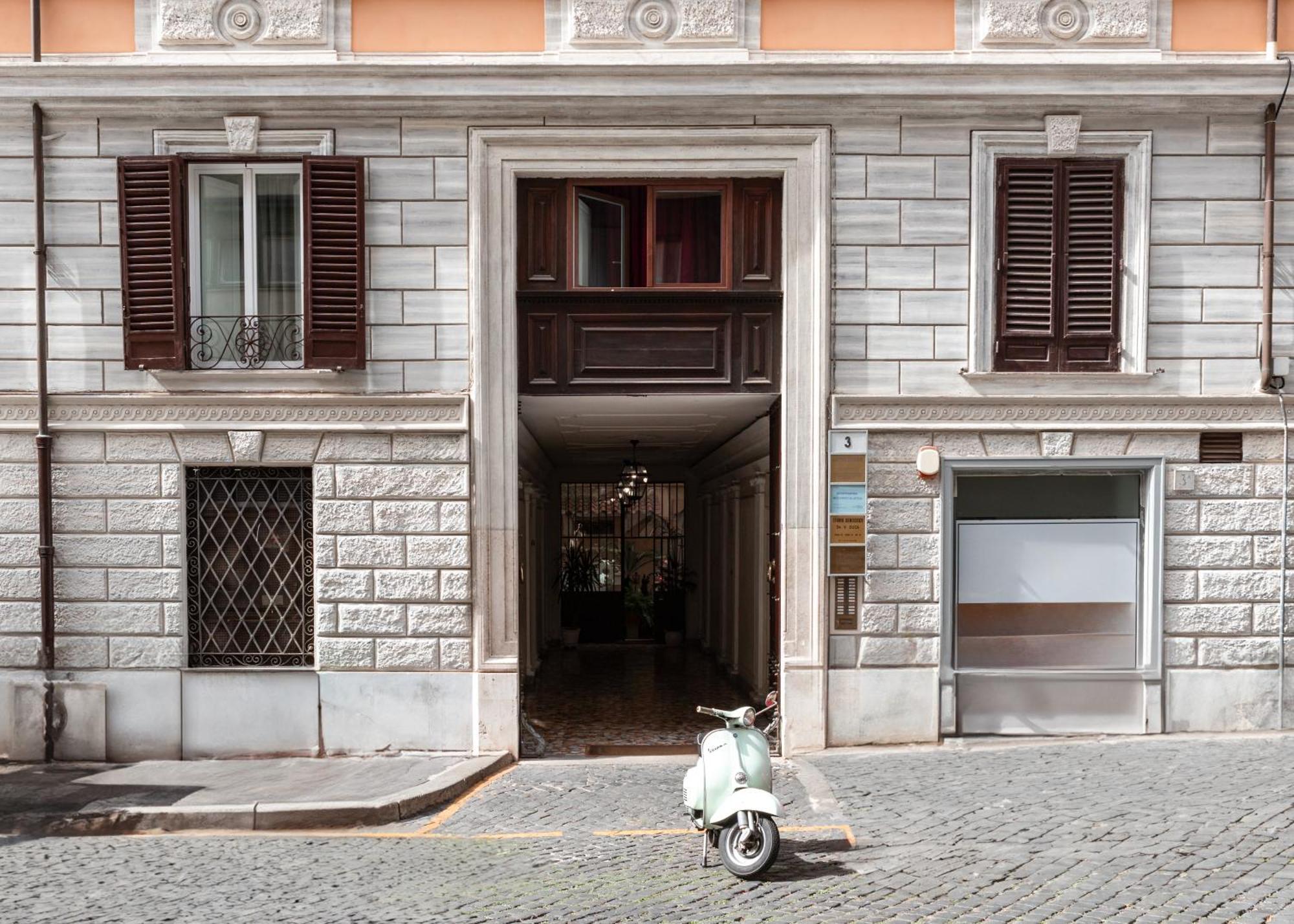 La Dolce Vita Luxury Apartment, Rome